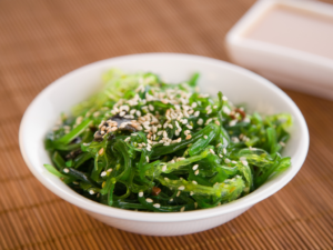 Seasoned Seaweed vs Plain: What's the Difference?